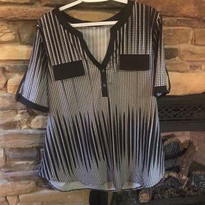 Black and white dots